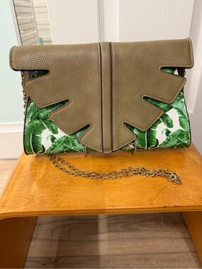 Olive Green Leaf-Accent Chain Crossbody Bag